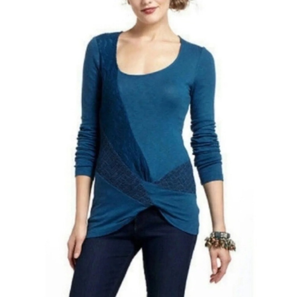 🌺DELETTA Lace Front Twist Blue Top